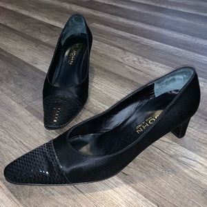 St John’s Black Satin heels w/ sequence. Size 8